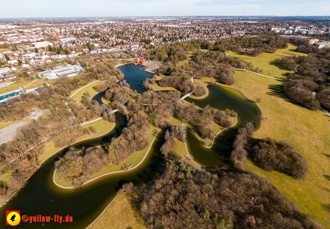 20.02.2023 -  Ostparksee und Schule am Strehleranger mit Umgebung in Neuperlach